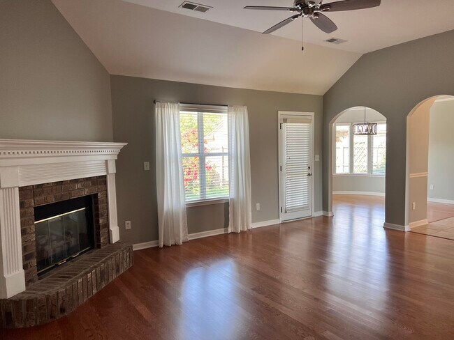 Photo - 455 Lewis Fairway Cir