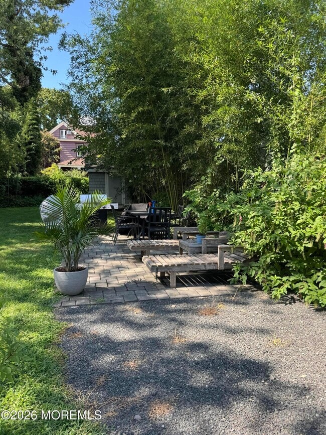 237 Mechanic St