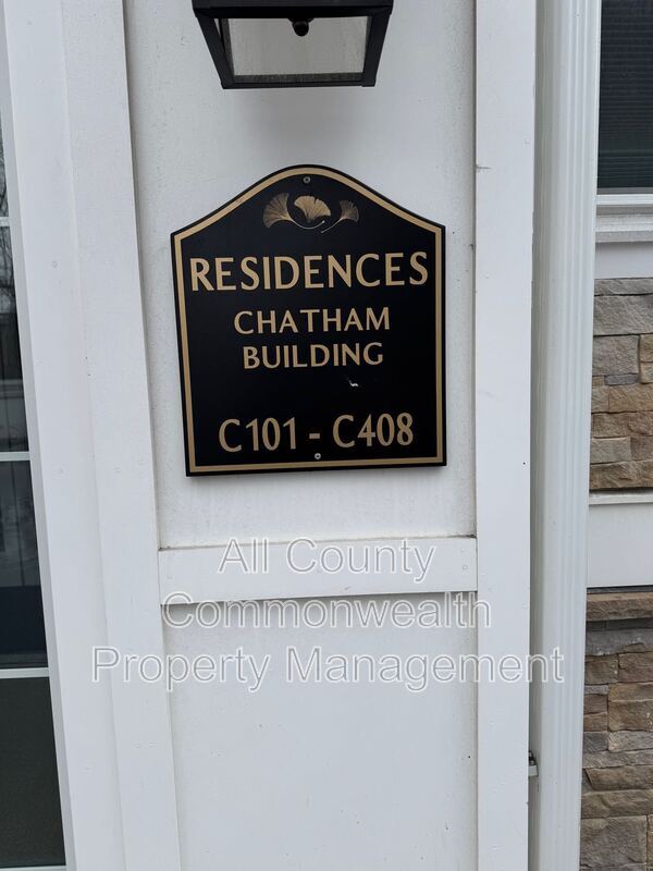 Photo - 320 Middlesex Ave