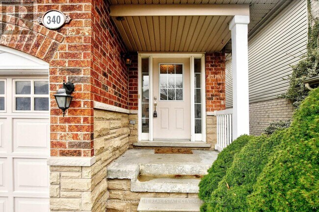 Photo - 340 Silken Laumann Dr