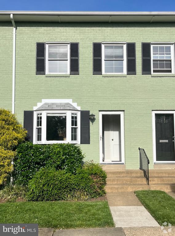Building Photo - 1725 N Cliff St Rental