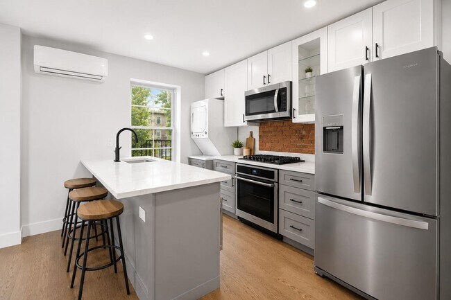 Photo - 216 6th St
