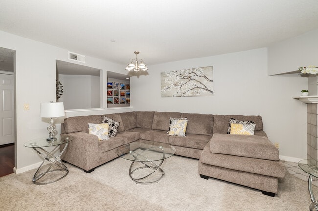 Photo - 43 Crystal Gate Ct