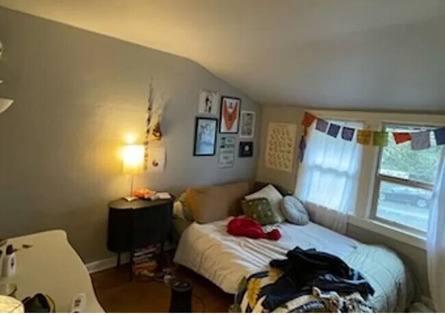 Photo - 823 N Garden St Unit 2