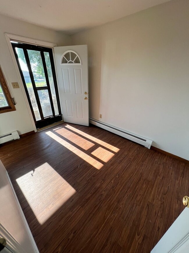 Photo - 123 E Ninth St Unit 1