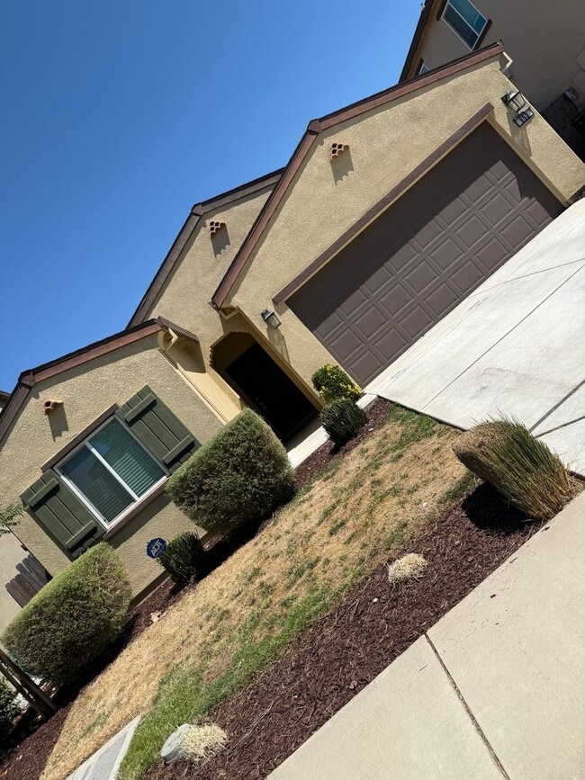 Building Photo - North Merced Location 4bedroom 2 bath Rental