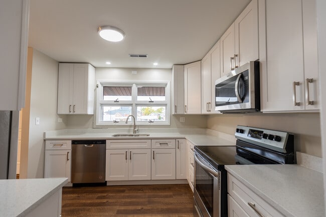 Photo - 5643 S Harlem Ave Unit 2S