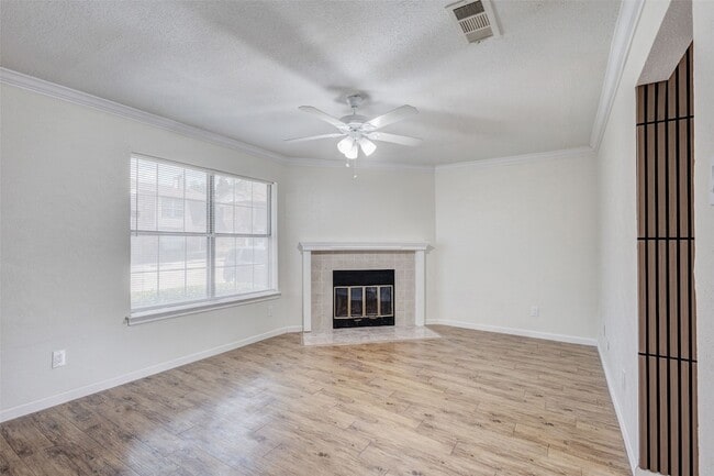 Photo - 910 Cedar Terrace Unit 910