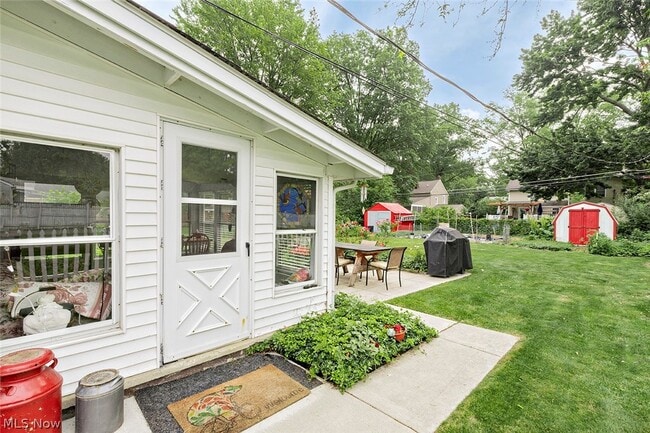 Photo - 8279 Westmoor Rd