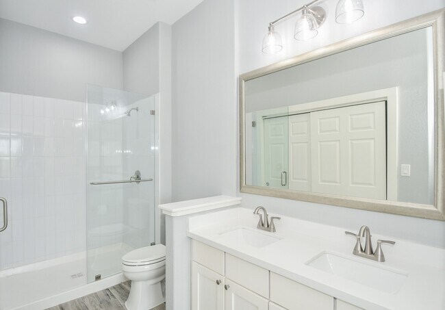 Photo - 1441 East St Unidad 302