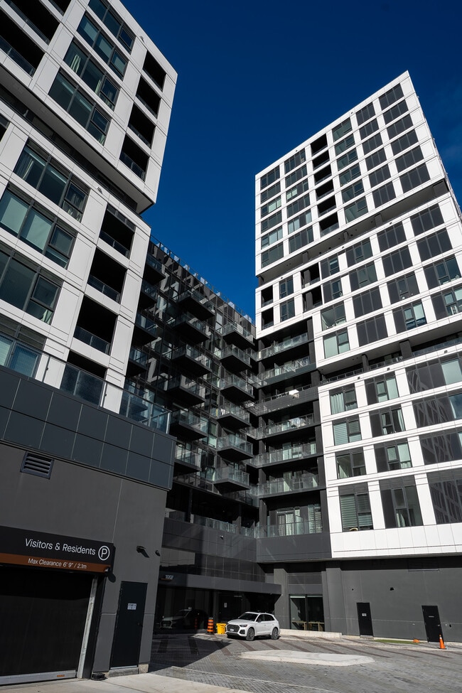 Photo - 1007 The Queensway Unit 901