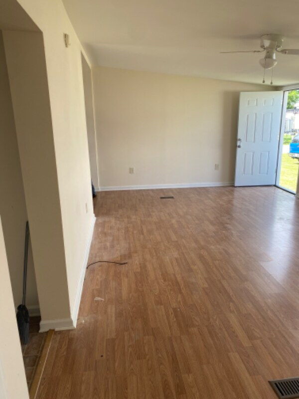 Photo - 307 Mobile Estates Dr