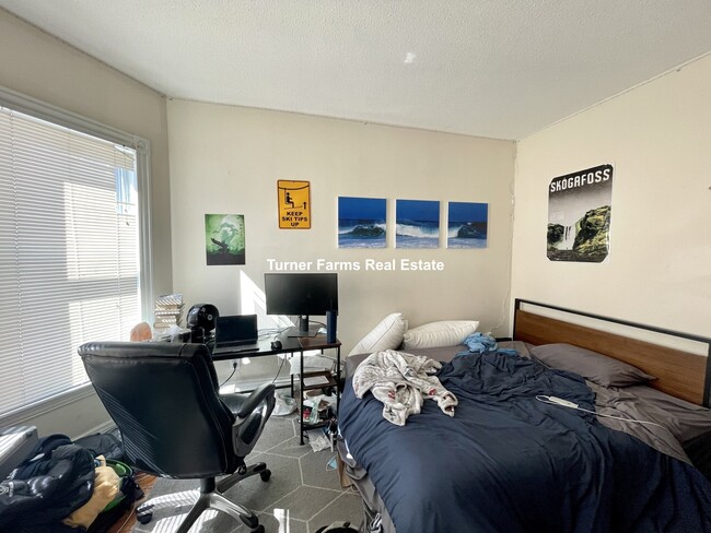 Photo - 68 Winchester St Unit 1