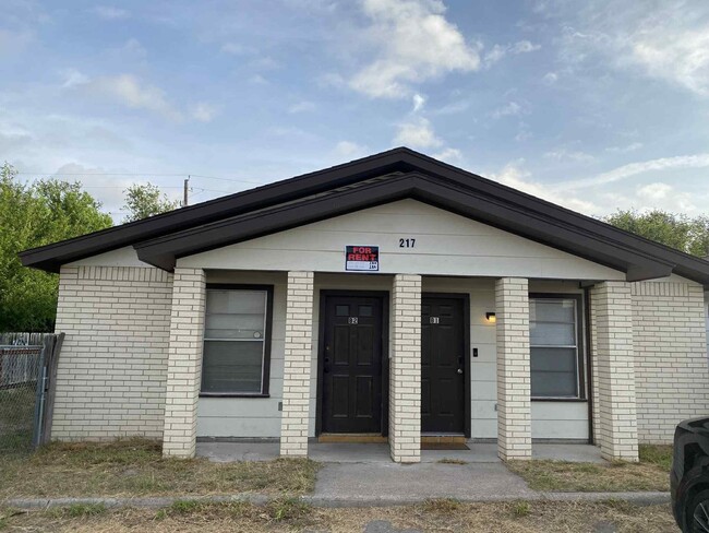 Photo - 217 Fletcher Dr Rental