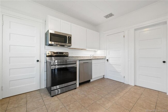 Photo - 939 Nichols Ave