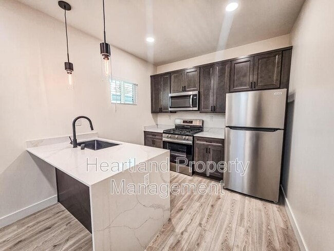 Photo - 3350 Lockwood Dr Unidad #01