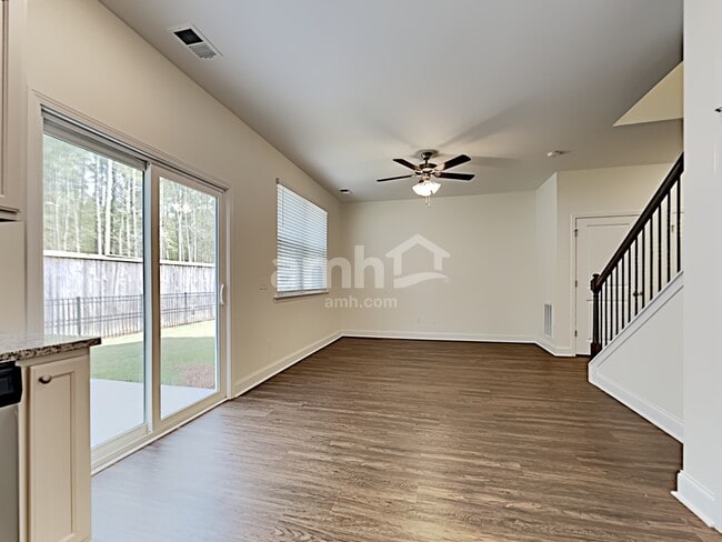 Photo - 157 Blackstone Dr