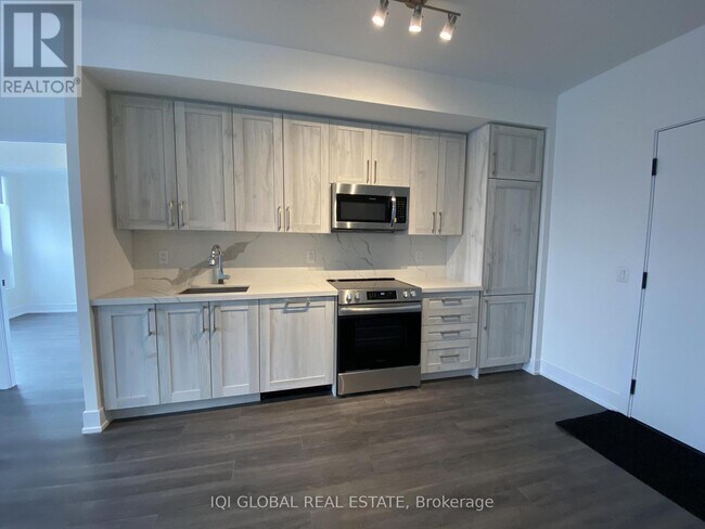 Photo - 2450 Old Bronte Rd Unité 727