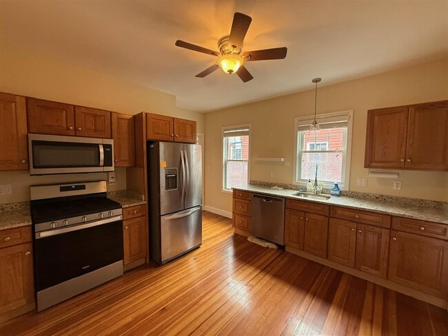 Building Photo - 86 Morrison Ave Unit 3 Rental