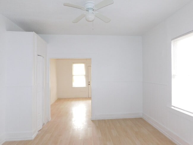 Photo - Cozy & Convenient Living in San Antonio’s East Side