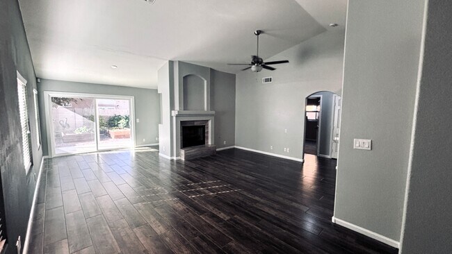 Building Photo - 280 S Bedford Dr