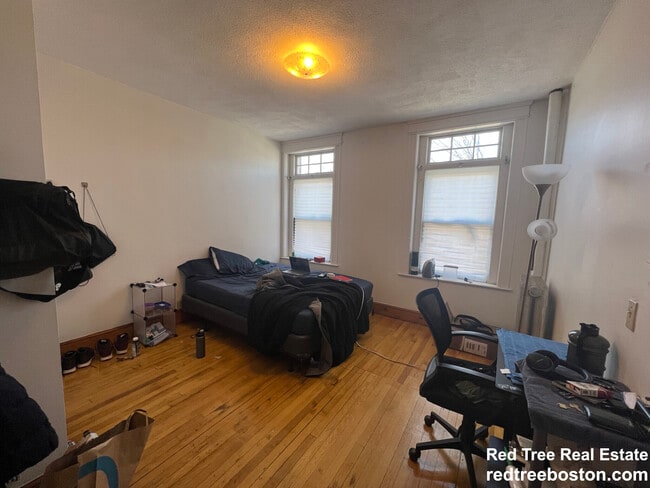 Photo - 1905 Beacon St Unit 2F