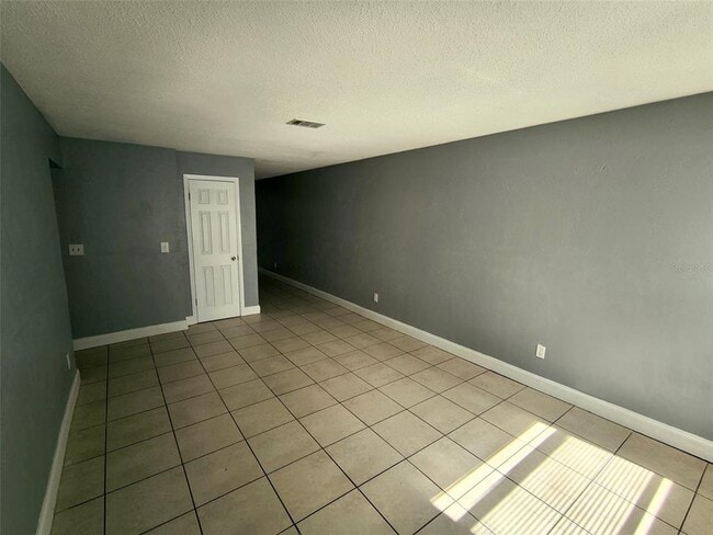 Photo - 321 S Adams St Unit 2