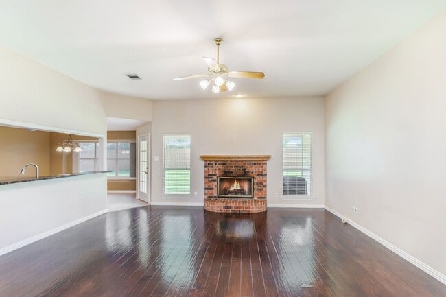 Photo - 1399 Flamingo Cir
