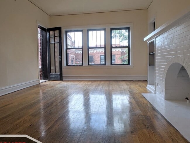 Photo - 2518 N Kedzie Blvd Unit 3W