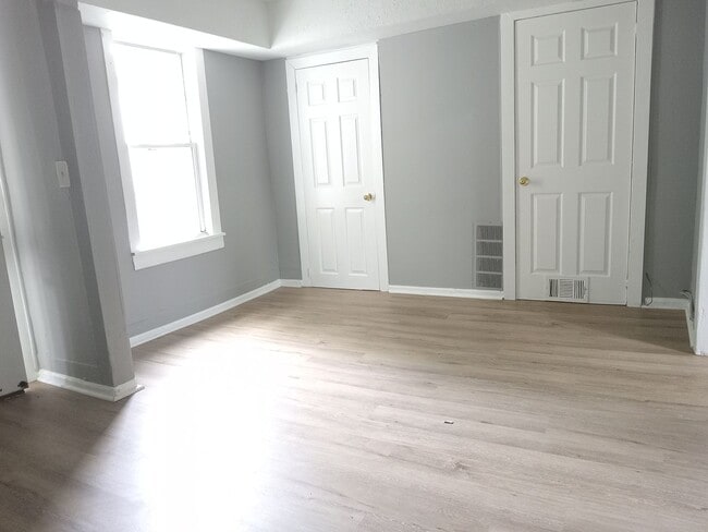 Photo - 718-720 E Grape St. Unit 3