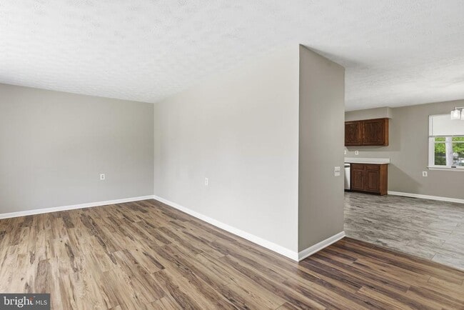 Photo - 638 Westwood Dr