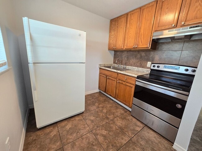 Photo - 2147 Dodge Ave Unit B