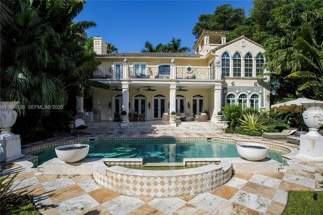 Photo - 5801 Pine Tree Dr