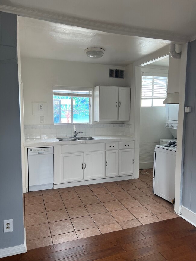 Photo - 533 Indiana Ave Casa Unidad 533 quarter