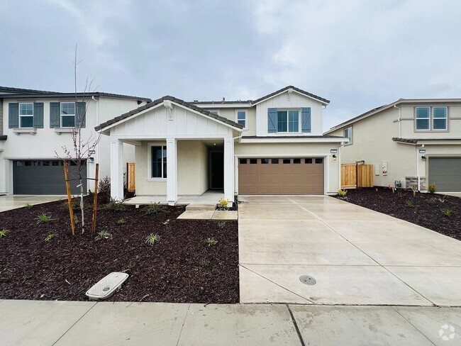 Building Photo - Manteca fine home