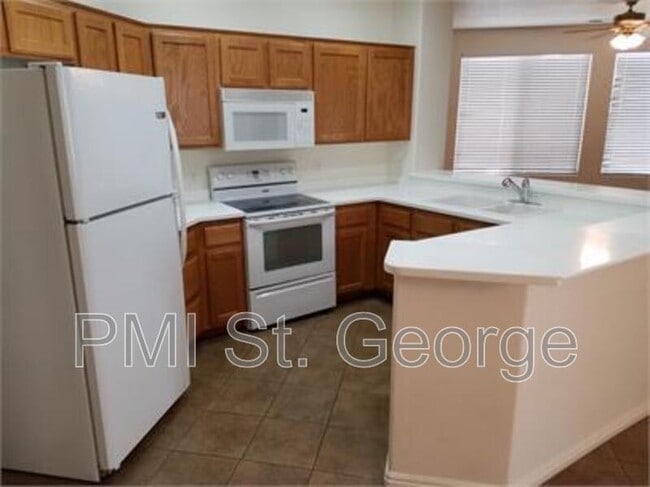 Photo - 3753 E Canyon Crest Ave