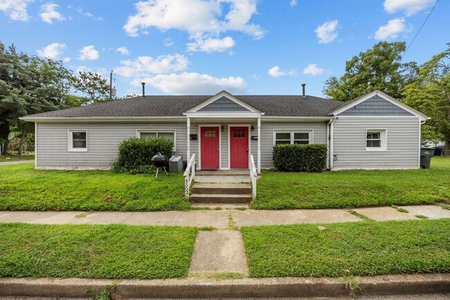 Building Photo - Charming 2-Bedroom Duplex in Norvella Heights Rental