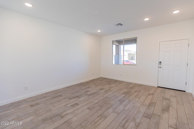 Photo - 17049 W Alice Ave