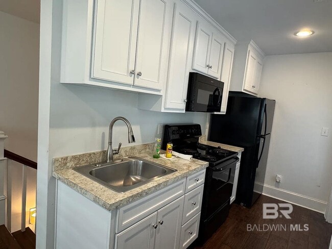 Photo - 111 Magnolia Ave