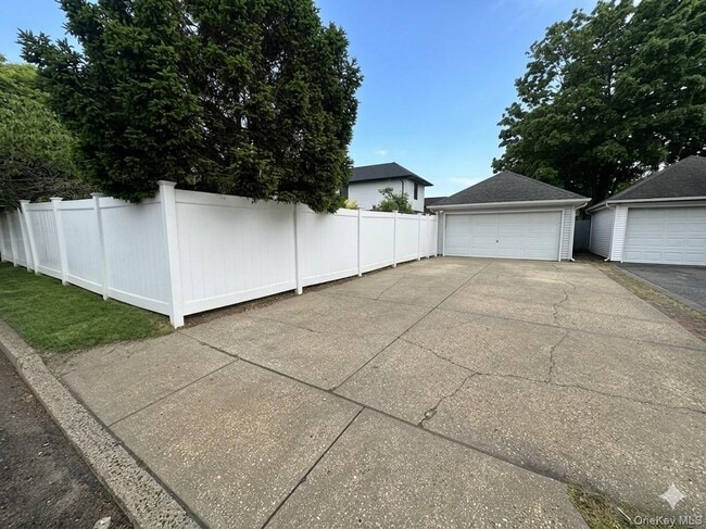 Photo - 1132 Fulton St