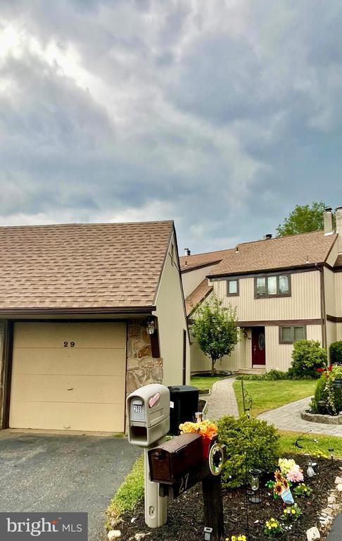 Photo - 29 Abel Pl Townhome