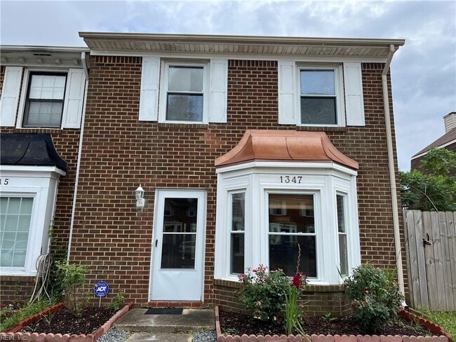 Building Photo - 1347 Battleford Dr Rental