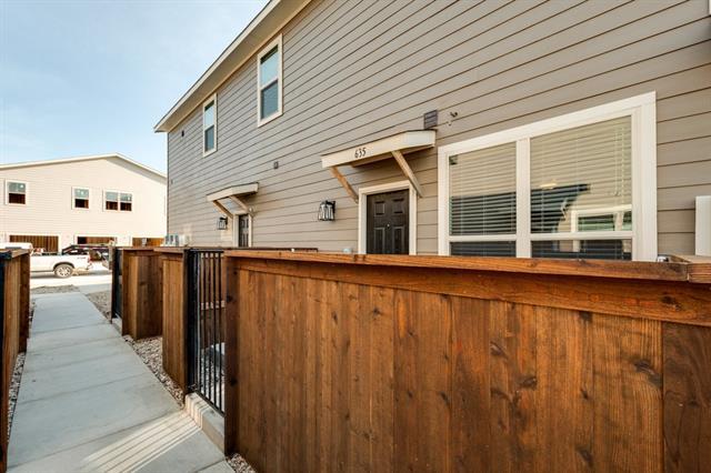 Building Photo - 635 Harvest Moon Dr