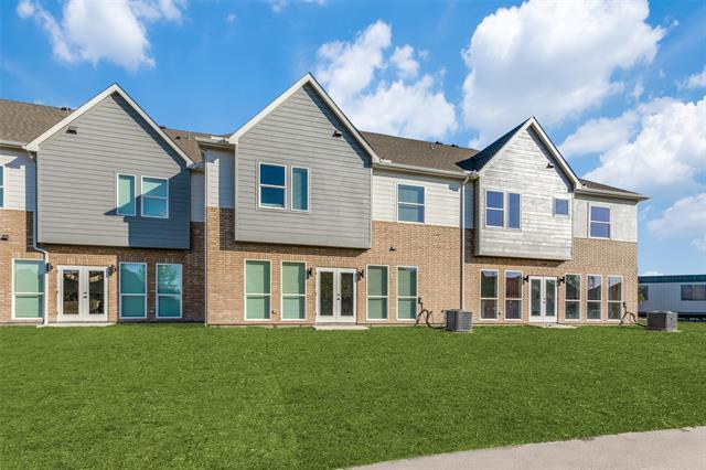 Photo - 3049 Mayeda Cir