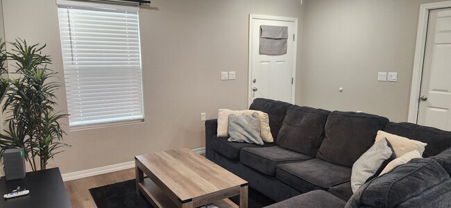 Photo - 2365 Marlene Blvd Unidad B