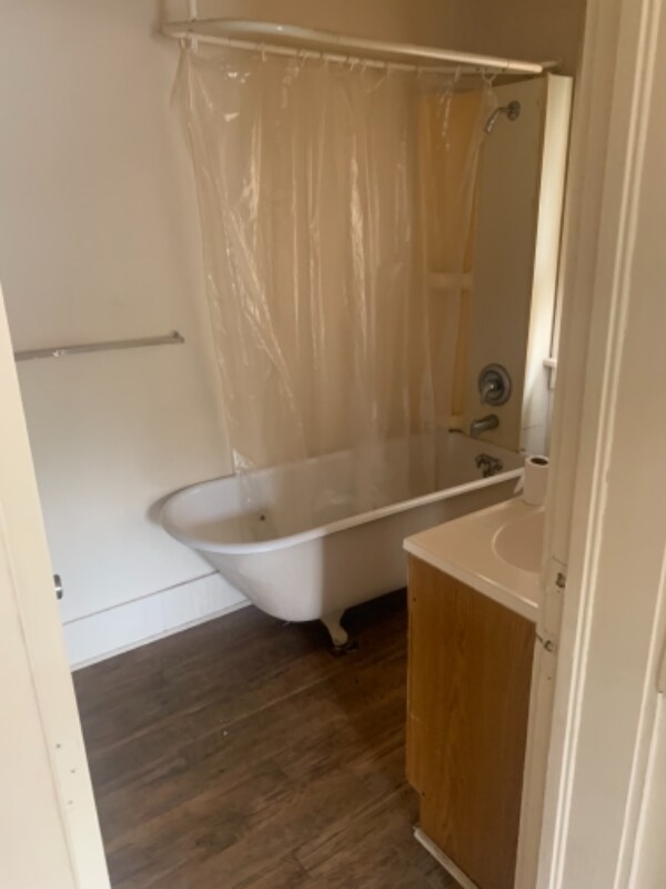 Photo - 1691 N Edward St Unidad 3