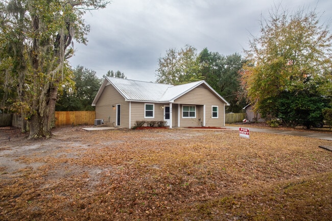 Photo - 506 Idlewood Cir