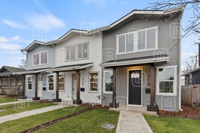 Photo - 715 E Lacrosse Ave