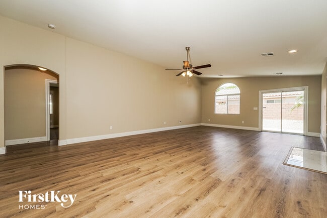 Photo - 6713 Arctic Breeze St