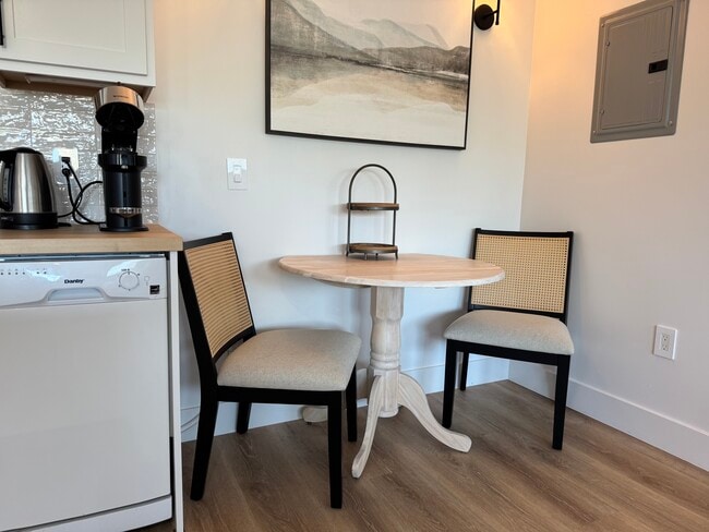 Photo - 245 Country Hills Ln Unit Furnished The Cottage